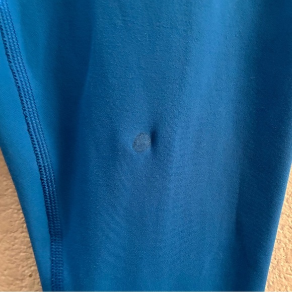Lululemon Wunder Under Crop Reversible 4 - Picture 4 of 13